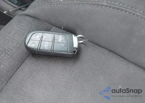 2015 Chrysler 200 Limited z USA, uszkodzony, nr VIN 1C3CCCAB9FN543448